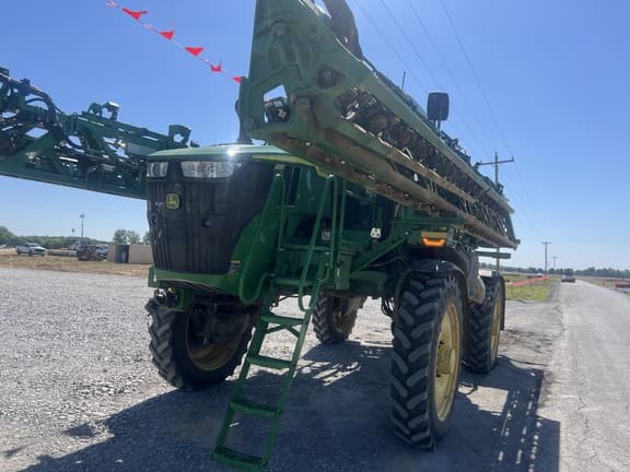 Image of John Deere 412R equipment image 1