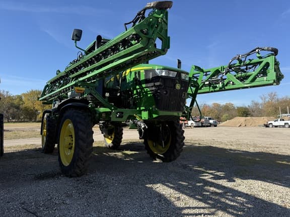 Image of John Deere 412R Primary image