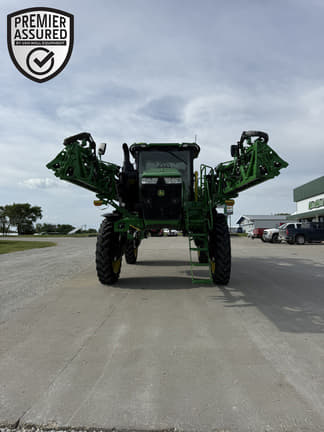Image of John Deere 412R equipment image 2