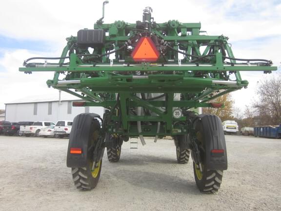 Image of John Deere 412R equipment image 1