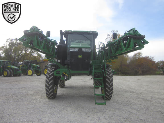 Image of John Deere 412R equipment image 2