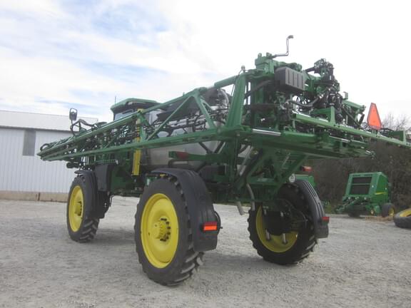 Image of John Deere 412R equipment image 2