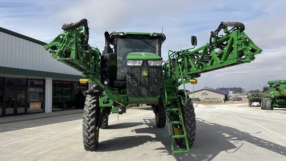 Image of John Deere 412R equipment image 2