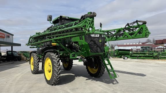 Image of John Deere 412R equipment image 1
