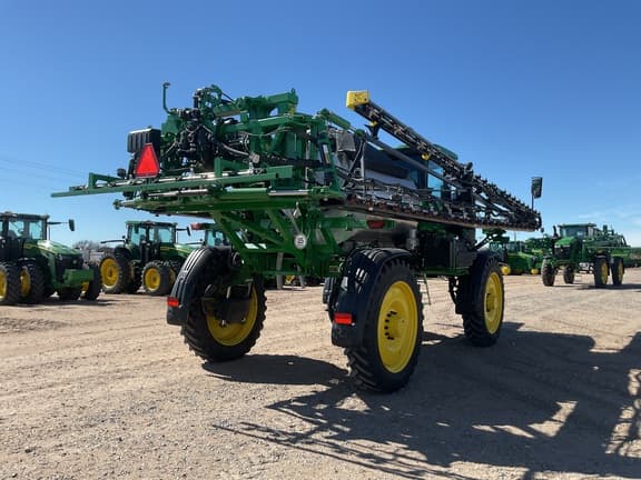 Image of John Deere 412R equipment image 1