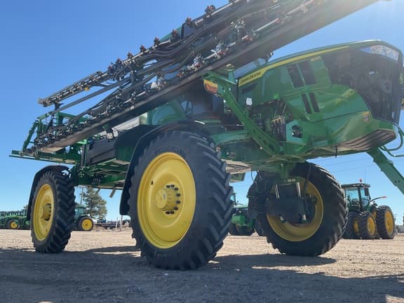 Image of John Deere 412R equipment image 2