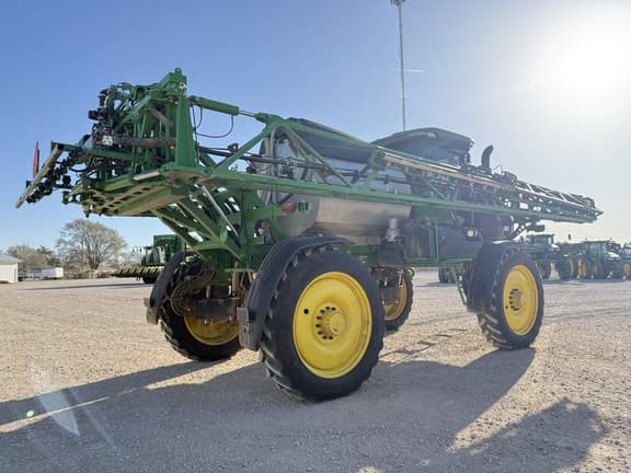 Image of John Deere 412R equipment image 4