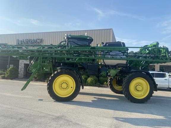 Image of John Deere 412R equipment image 1