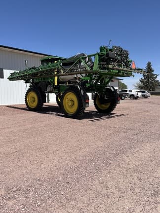 Image of John Deere 412R equipment image 4