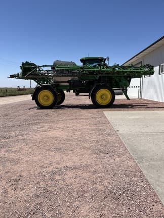 Image of John Deere 412R equipment image 1