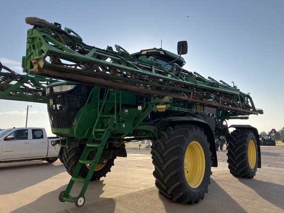 Image of John Deere 412R Primary image