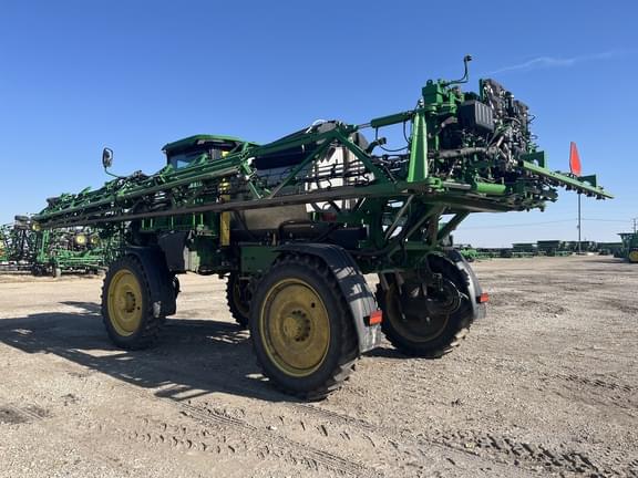 Image of John Deere 412R equipment image 4