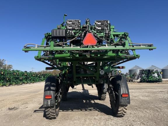 Image of John Deere 412R equipment image 3