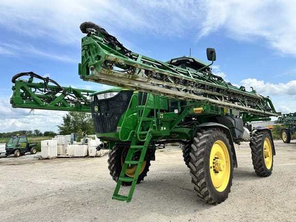 2025 John Deere 412R Equipment Image0