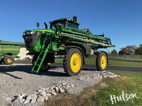 Image of John Deere 412R equipment image 1