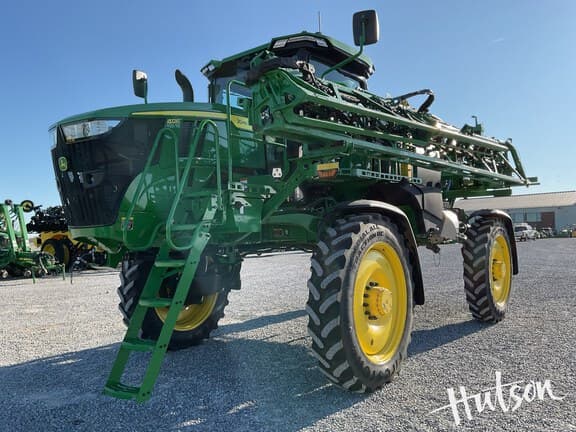 Image of John Deere 412R equipment image 1