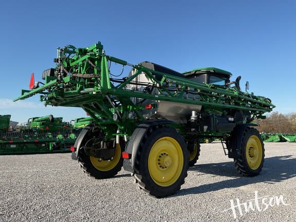 Image of John Deere 412R equipment image 2