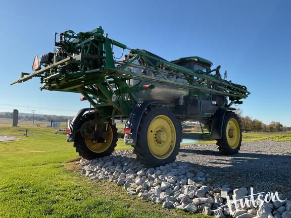 Image of John Deere 412R equipment image 3