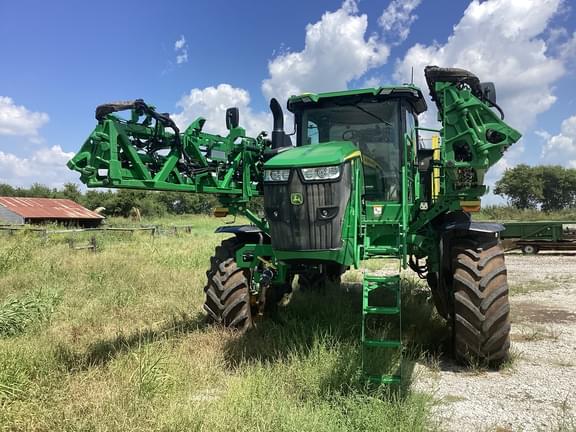 Image of John Deere 412R equipment image 4