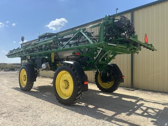 Image of John Deere 412R equipment image 2
