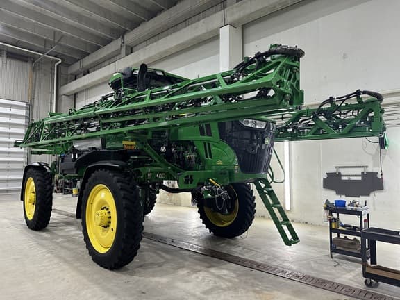 Image of John Deere 412R Primary image