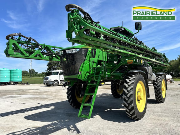 Image of John Deere 412R Primary image