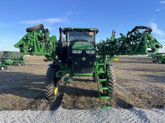 Image of John Deere 412R equipment image 1