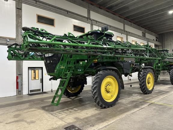 Image of John Deere 412R Image 0