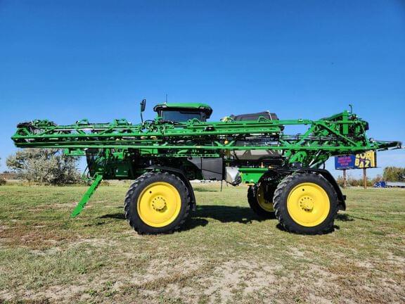 Image of John Deere 412R equipment image 1