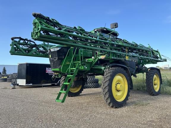 Image of John Deere 412R equipment image 1