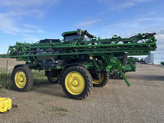 2025 John Deere 412R Equipment Image0