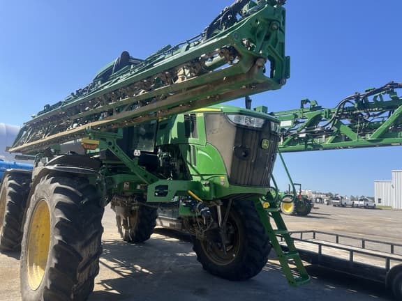 Image of John Deere 412R Primary image