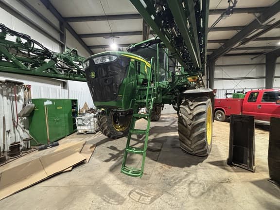 Image of John Deere 412R Primary image