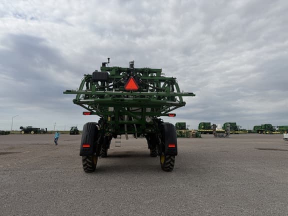 Image of John Deere 412R equipment image 2