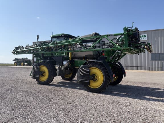 Image of John Deere 412R equipment image 2