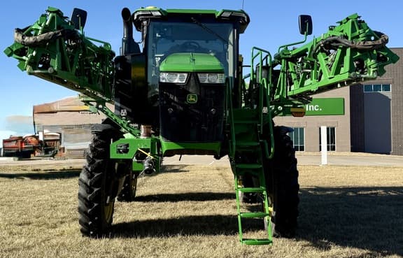 Image of John Deere 412R equipment image 2