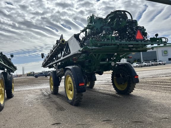 Image of John Deere 412R equipment image 2