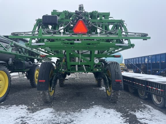 Image of John Deere 412R equipment image 4