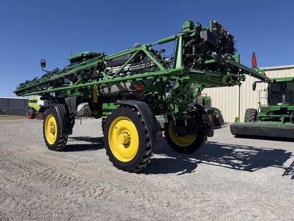 Image of John Deere 412R equipment image 2