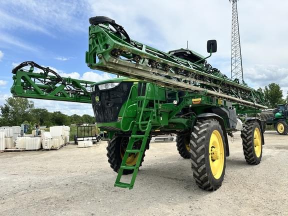 Image of John Deere 412R Primary image