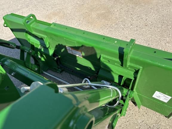 Image of John Deere 440R equipment image 4