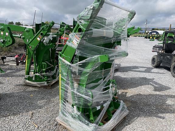 Image of John Deere 440R Primary Image