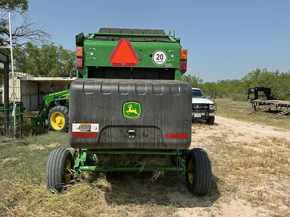 Image of John Deere 451E equipment image 4