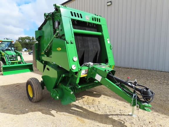 Image of John Deere 451E equipment image 3