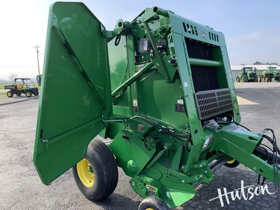 Image of John Deere 451M equipment image 4