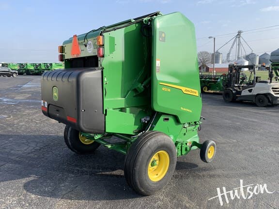 Image of John Deere 451M Silage Special equipment image 4