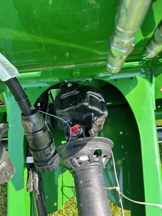 Image of John Deere 451M Silage Special equipment image 4
