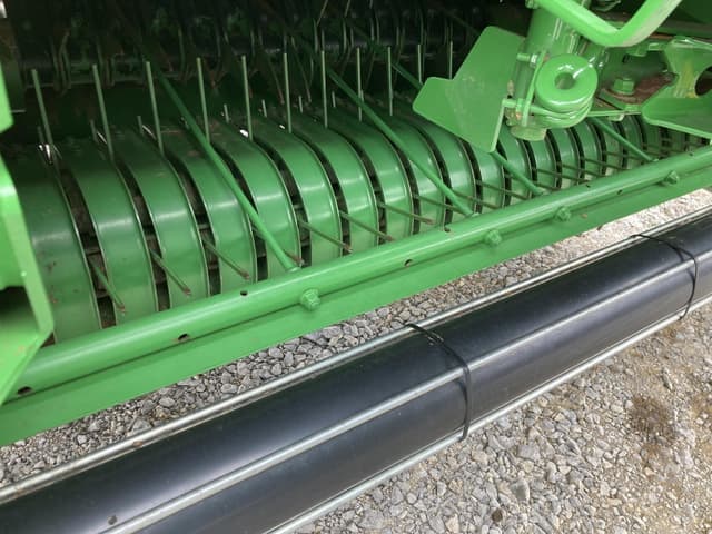 Image of John Deere 451M equipment image 3