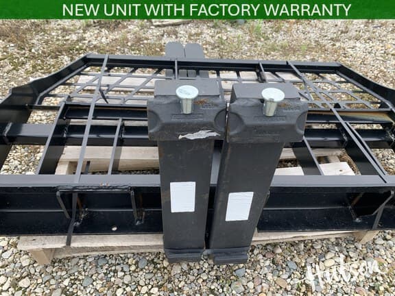 Image of John Deere Pallet Forks equipment image 1