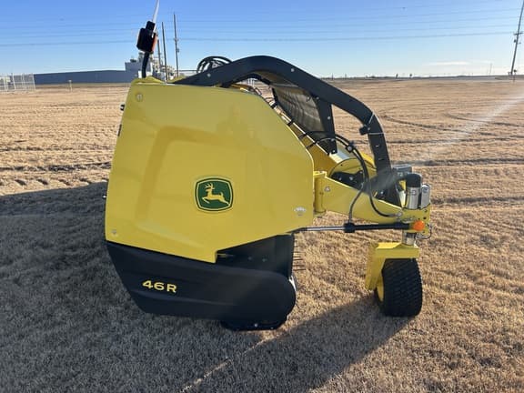 Image of John Deere 46R equipment image 3